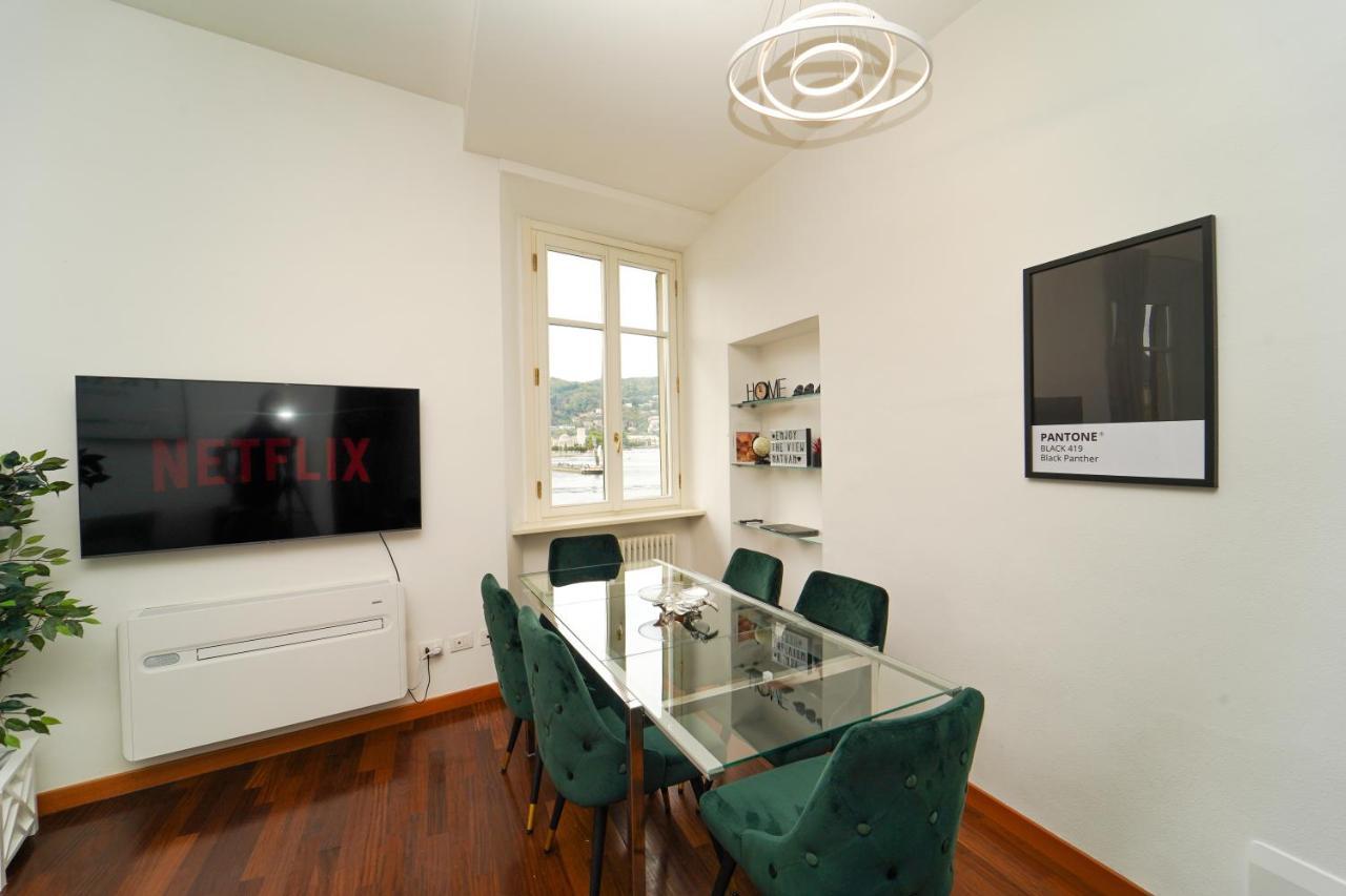 Appartamento Esclusivo Fronte Lago, In Centro A Como Con Garage ภายนอก รูปภาพ