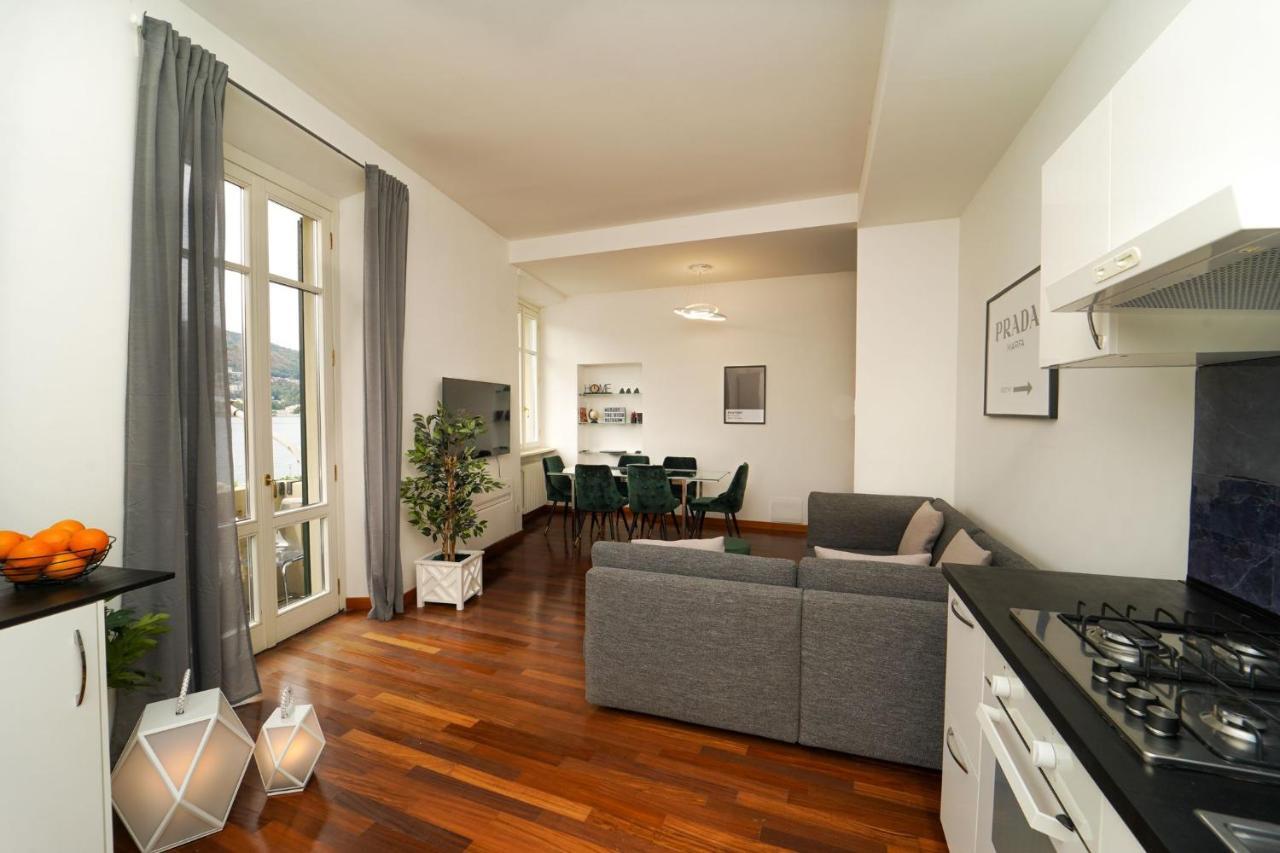 Appartamento Esclusivo Fronte Lago, In Centro A Como Con Garage ภายนอก รูปภาพ