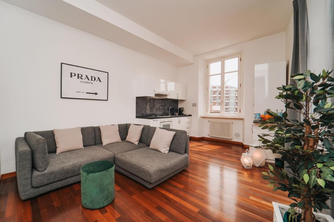 Appartamento Esclusivo Fronte Lago, In Centro A Como Con Garage ภายนอก รูปภาพ
